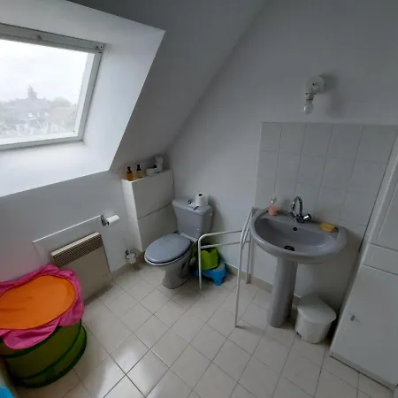 Holiday home Grande Maison De 4 Chambres, 9 Couchages Proche Du Mont Michel